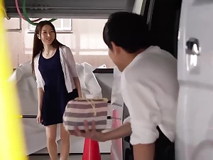 Hzgd-184 犯●れるうちに恋に落ちた純真なセレブ巨乳妻 羽咲美亜