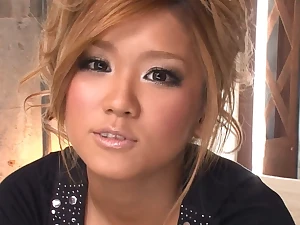 Cute Japanese babe likes to taste the creampie after hard riding